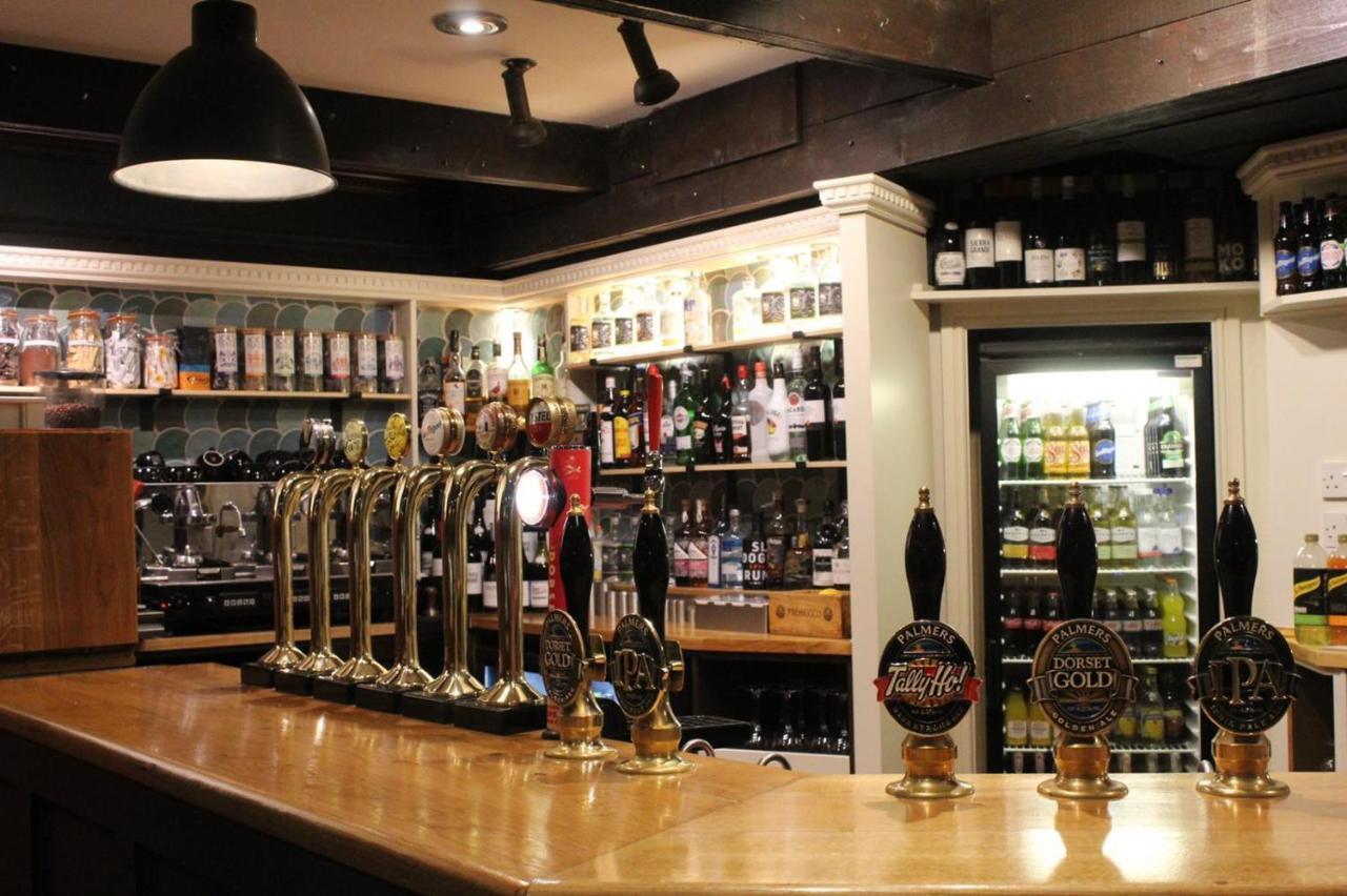 Bridport Arms Hotel ウェスト・ベイ エクステリア 写真